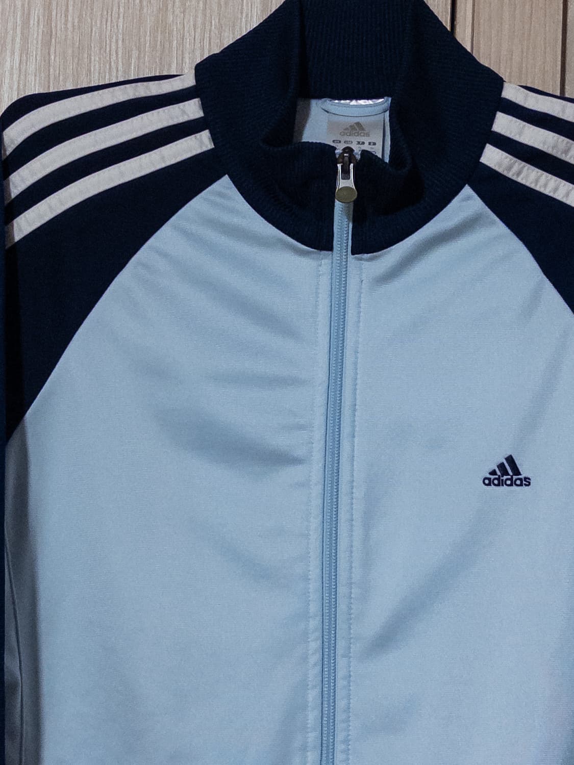 아디다스 베이비블루 네이비 배색 져지 상품이미지1