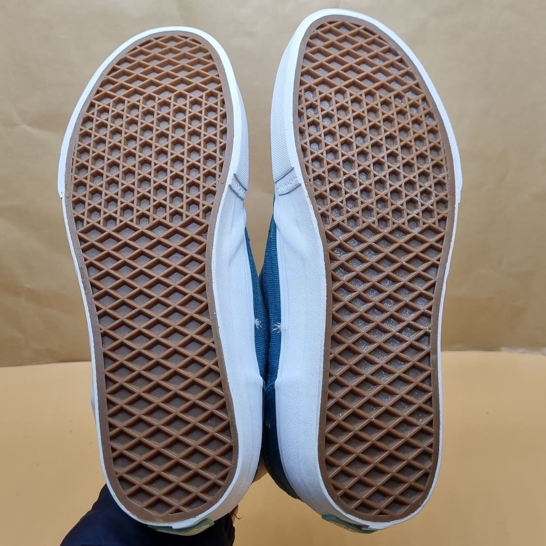 반스 에일리언 처카 남성미드265. 상품이미지3