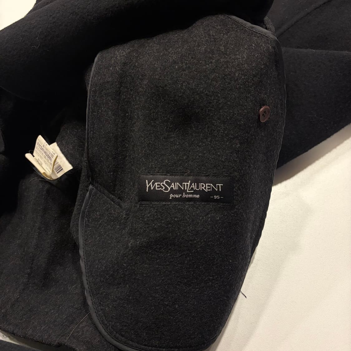 [95] 입생로랑 뿌르 옴므 블랙 울 캐시미어 코트 C739 상품이미지7