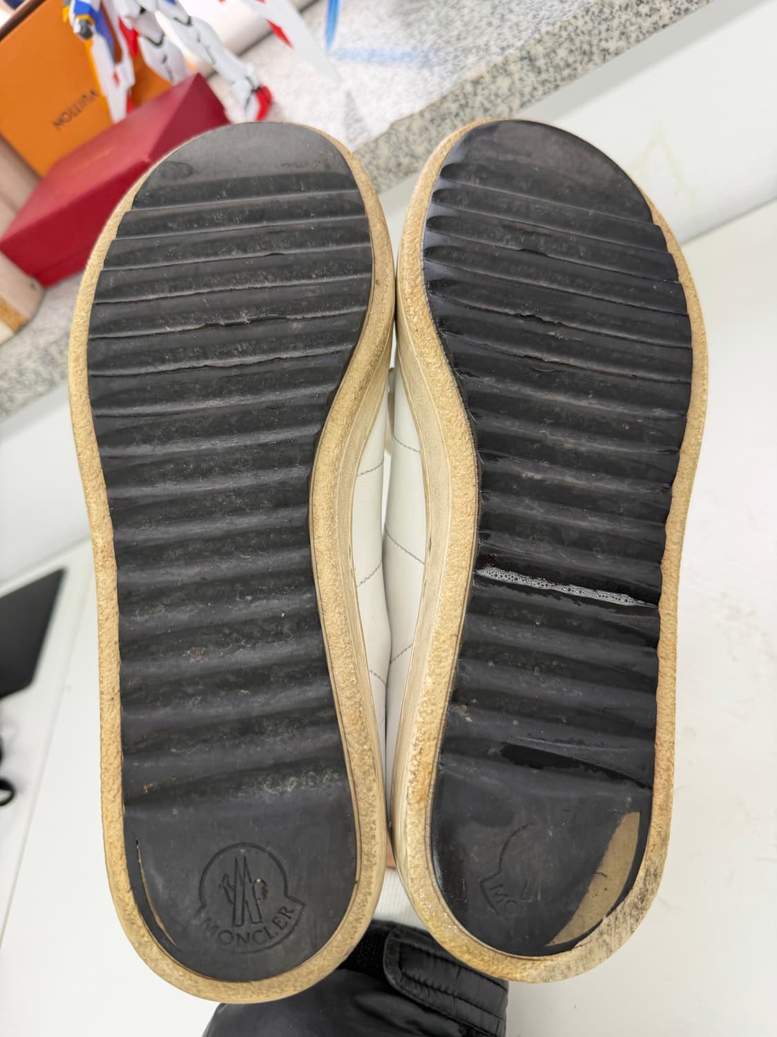 정품) 몽클레어 남성 스니커즈 운동화 43 상품이미지10