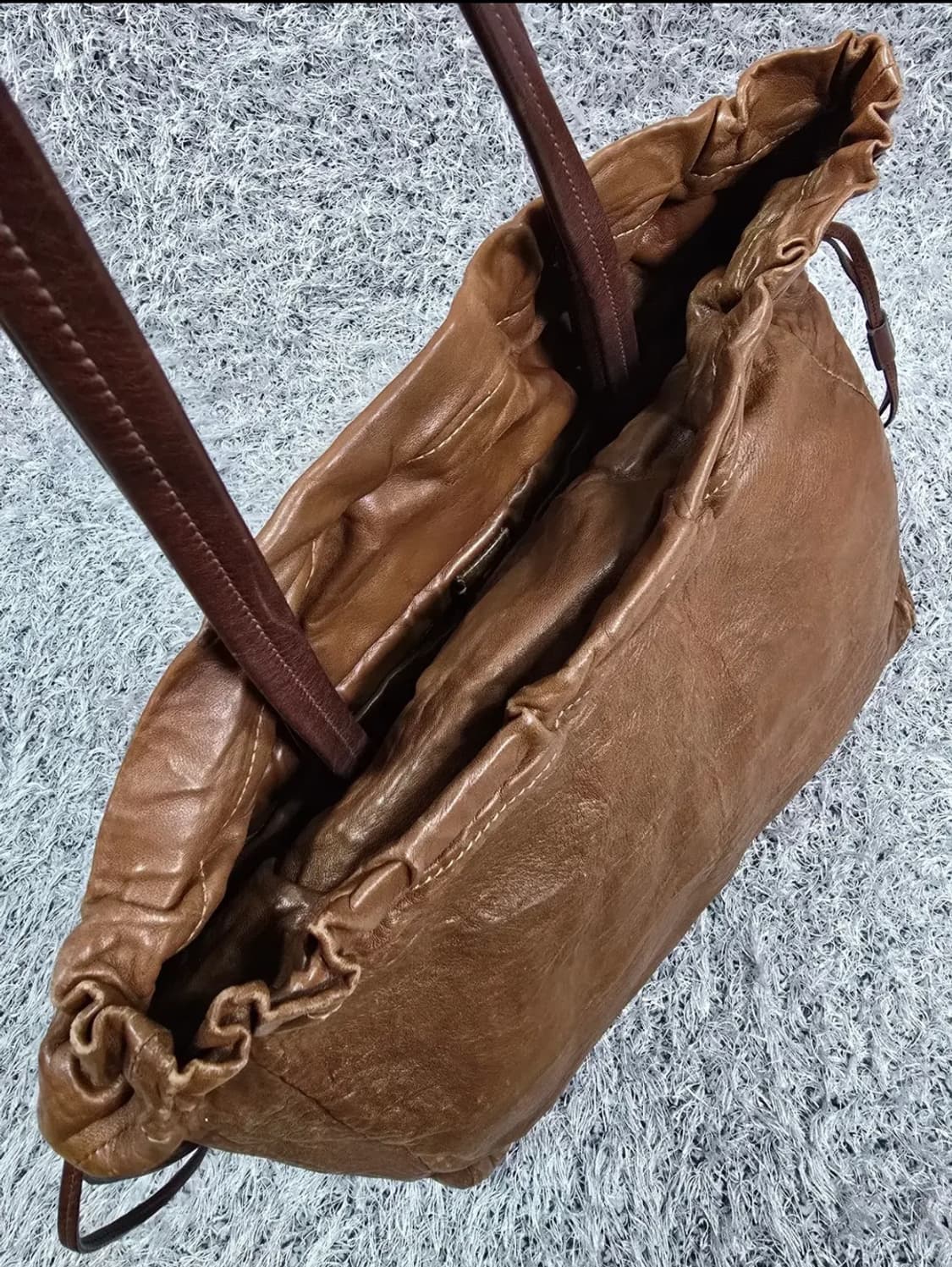 프라다 레더 빈티지 숄더백 상품이미지5