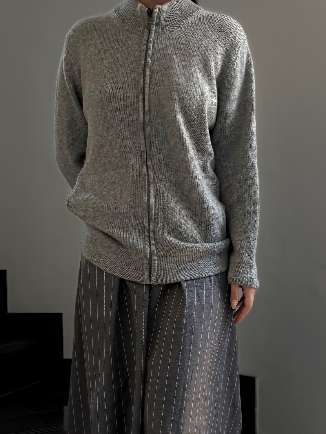 그레이 포켓 니트 집업 상품이미지2