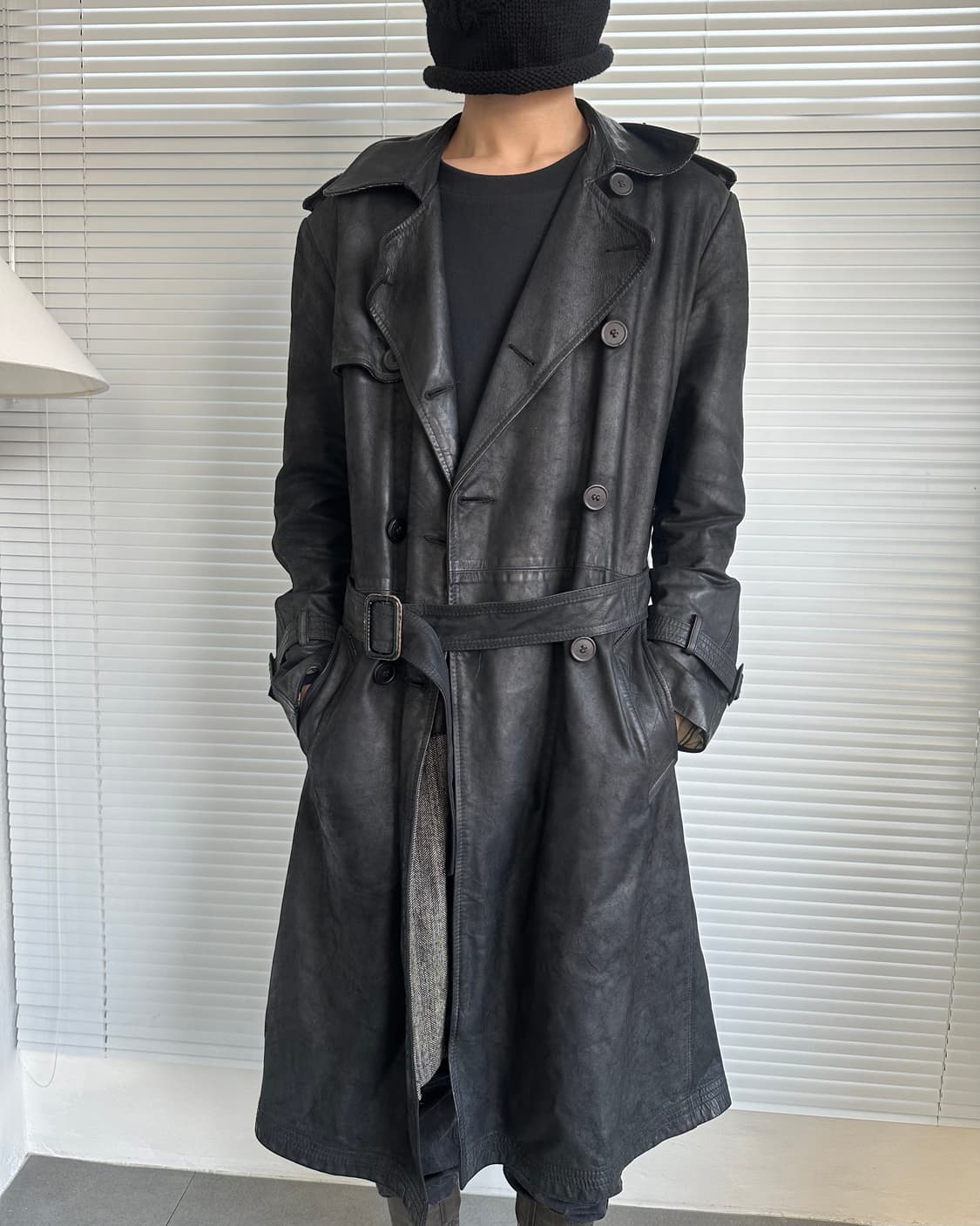 아이작 세럼 초기 아카이브 워싱 레더 코트 상품이미지2