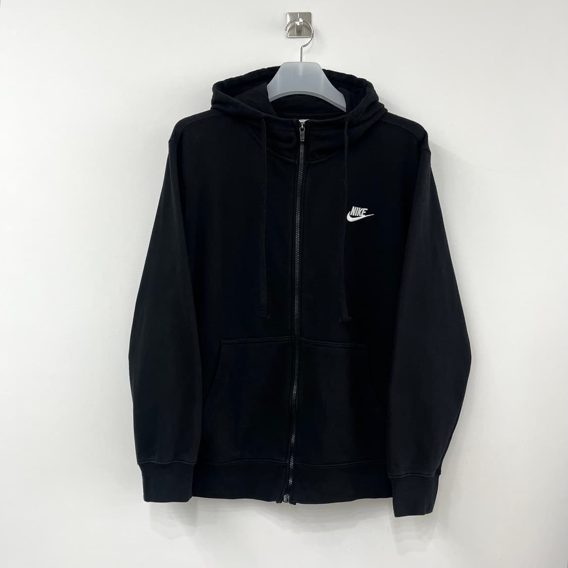 나이키 자수로고 블랙 후드집업 상품이미지2