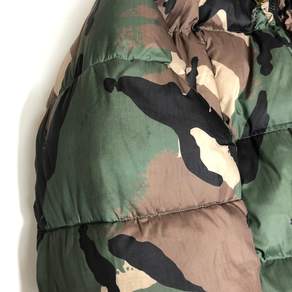 뉴에라 카모 패딩 m  상품이미지4