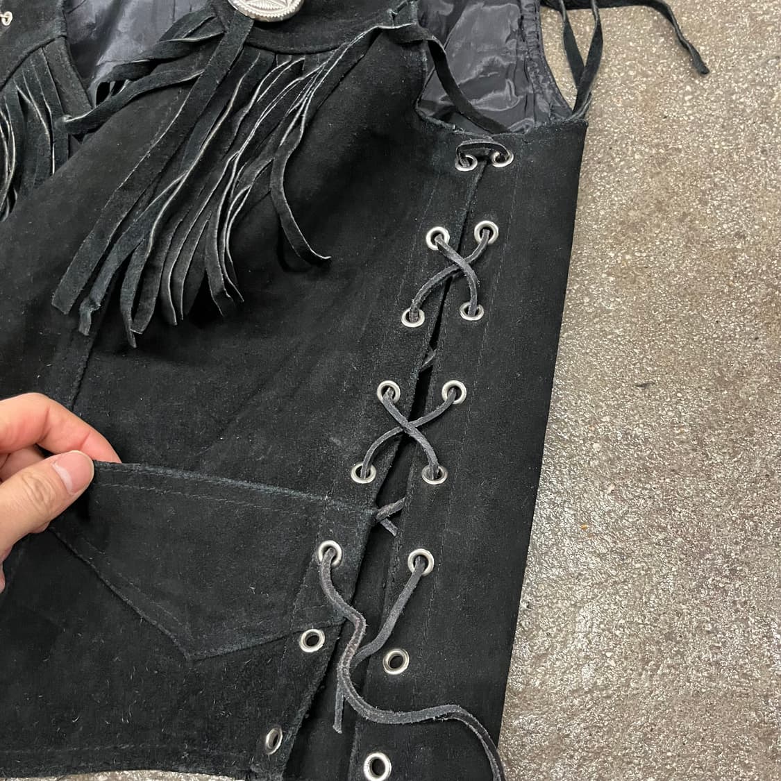 스웨이드 웨스턴 프린지 베스트 (100-105) 상품이미지5