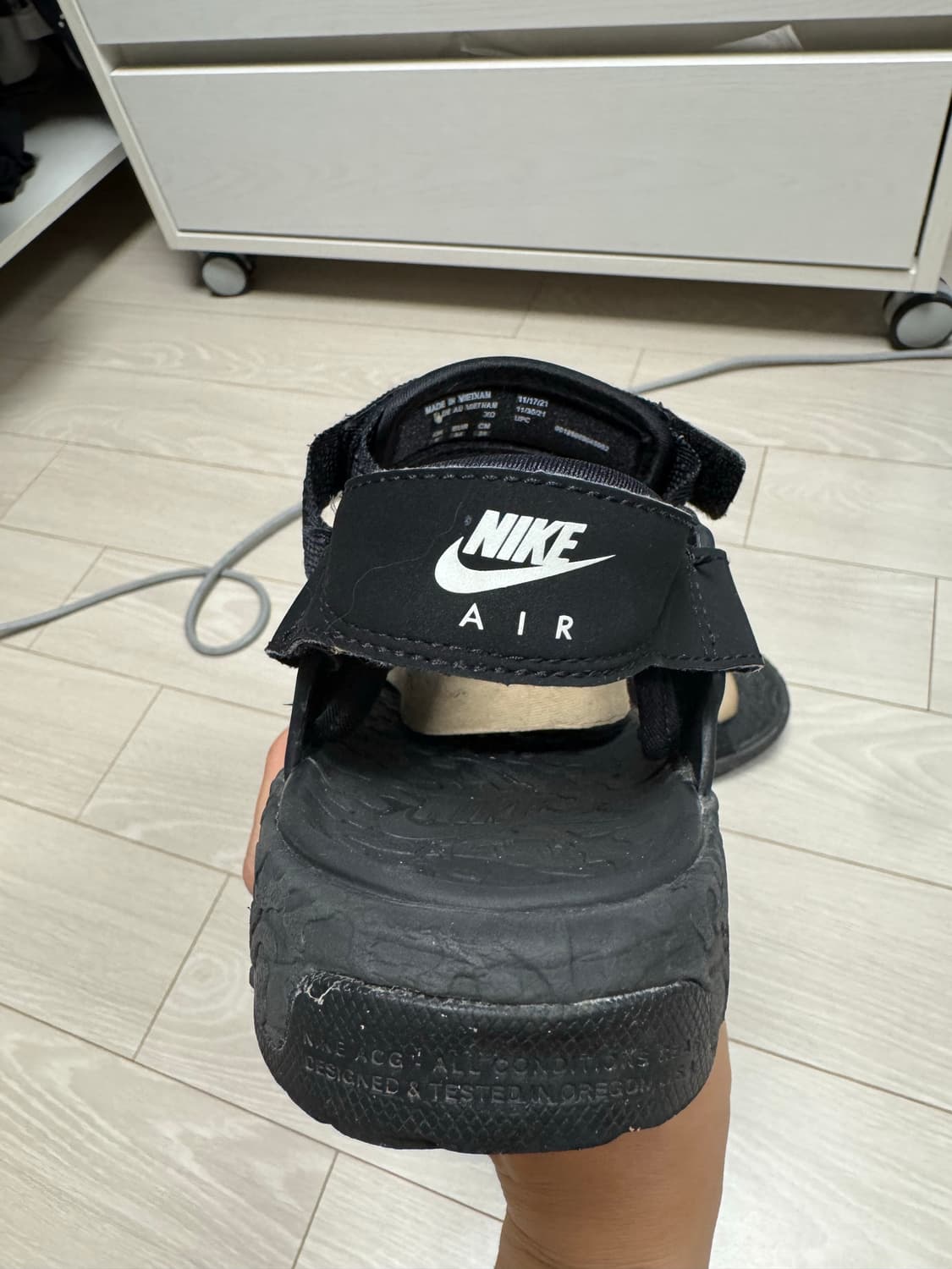 나이키 ACG 데슈츠 샌들 블랙 상품이미지4