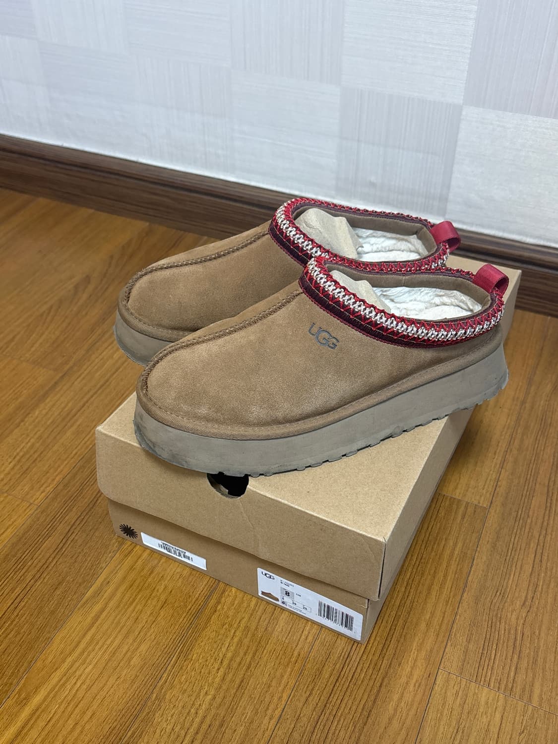 어그 타즈 슬리퍼 체스넛 상품이미지1