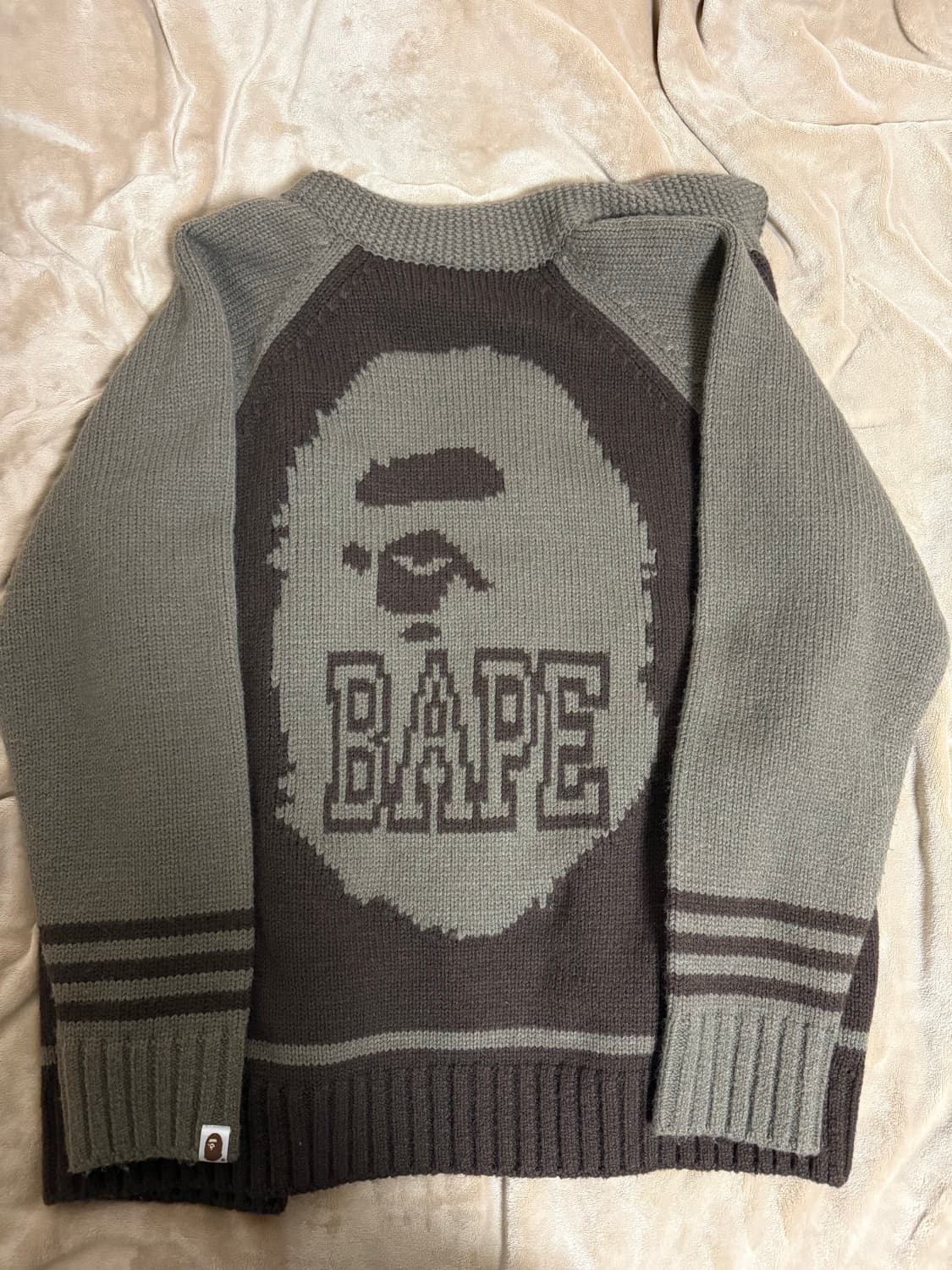 베이프 코위찬 가디건 상품이미지2