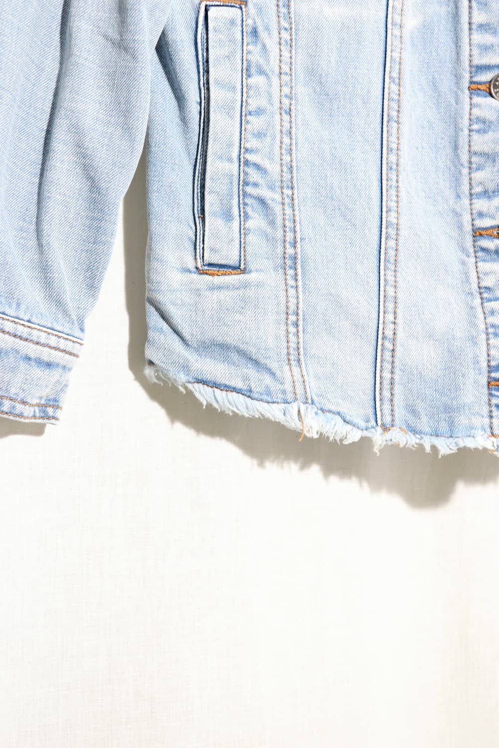 [S] 아르마니 익스체인지 크롭 데님 재킷 상품이미지5
