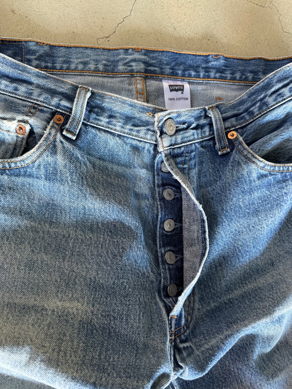 120$ Vintage levis 501 distressed 38X30 상품이미지3