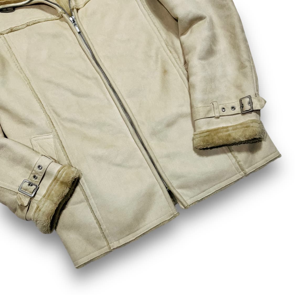 Famock 크림 스웨이드 비건 본디지 무스탕 자켓 상품이미지3