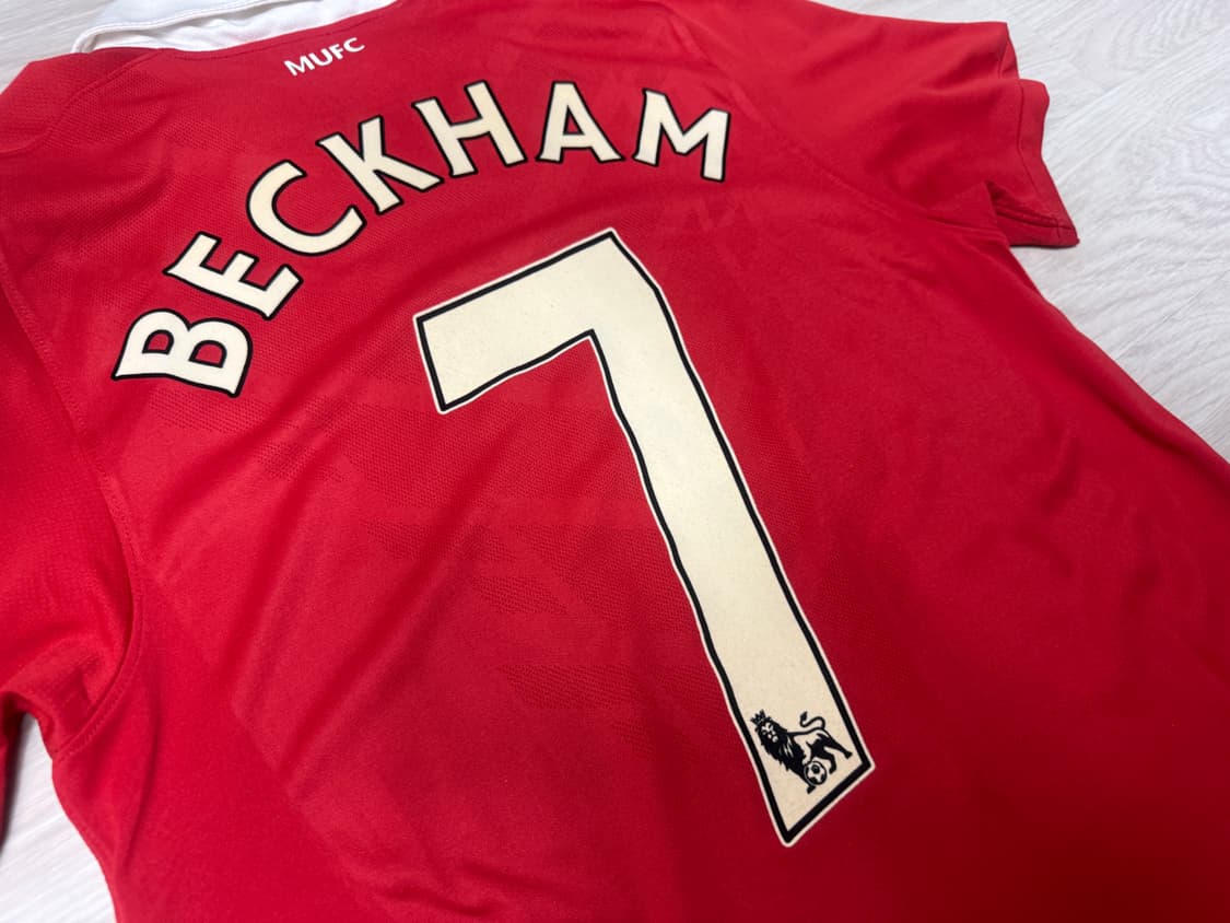 [S] 나이키 맨유 10-11 홈 게리네빌 은퇴기념 베컴 마킹 유니폼 상품이미지7
