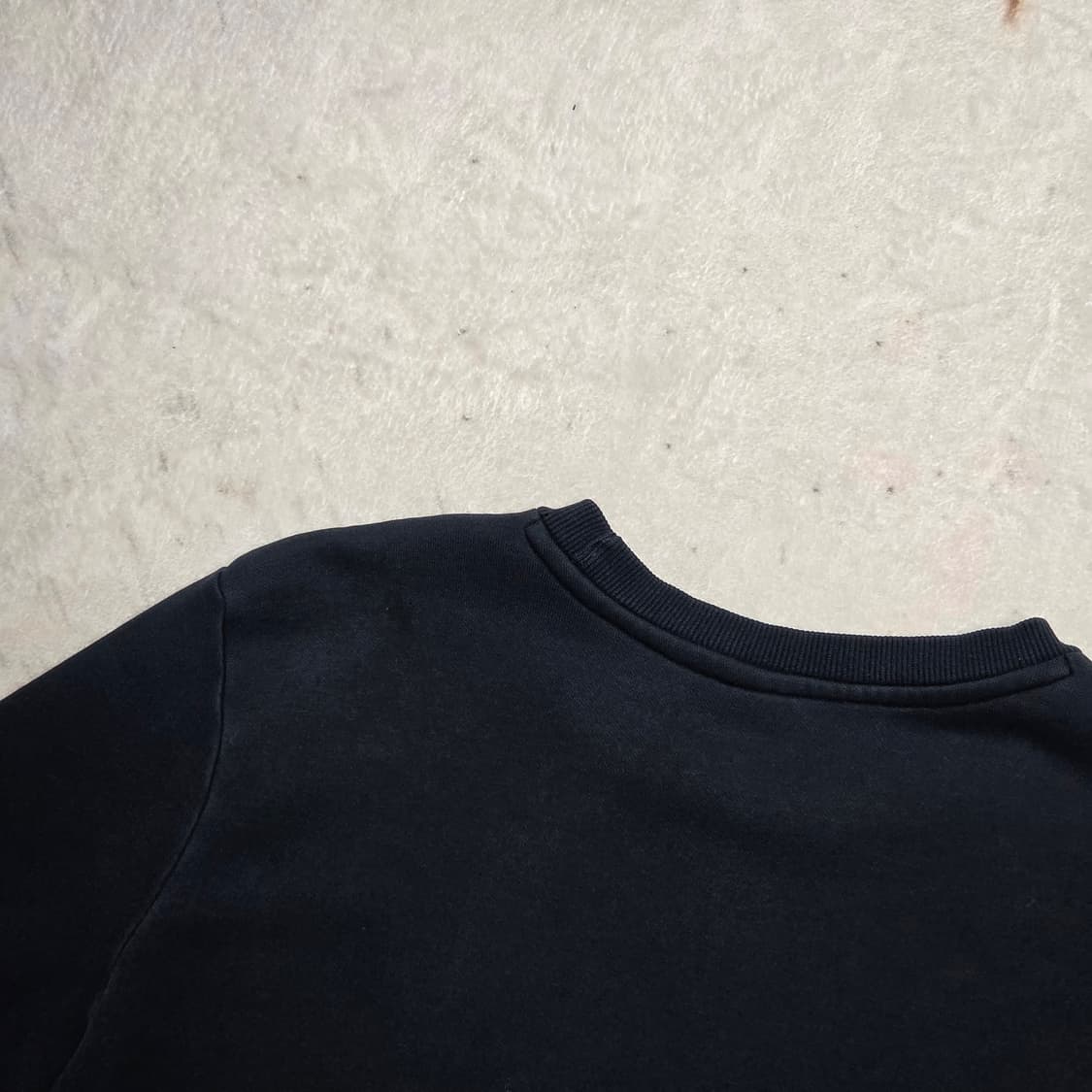 푸마 네이비 맨투맨 상품이미지5