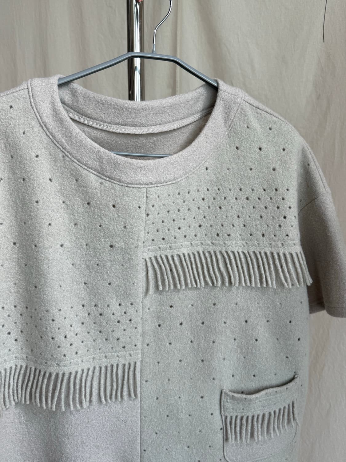 SOEN 니트 펀칭 프린지 티 상품이미지3