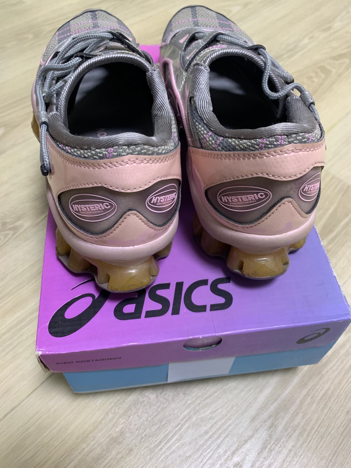 아식스x키코 코스타디노브x히스테릭 글래머 젤 퀸텀 코튼캔디 상품이미지4