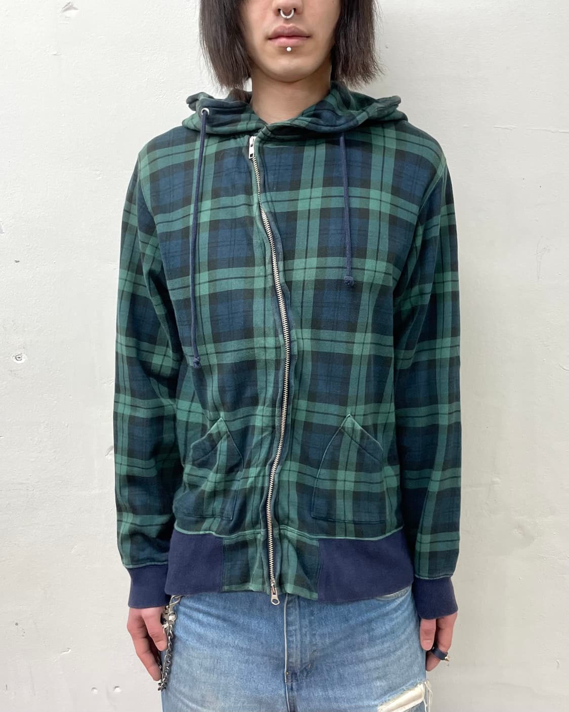 Beams Asymmetric Zipper Check Hooded 상품이미지1