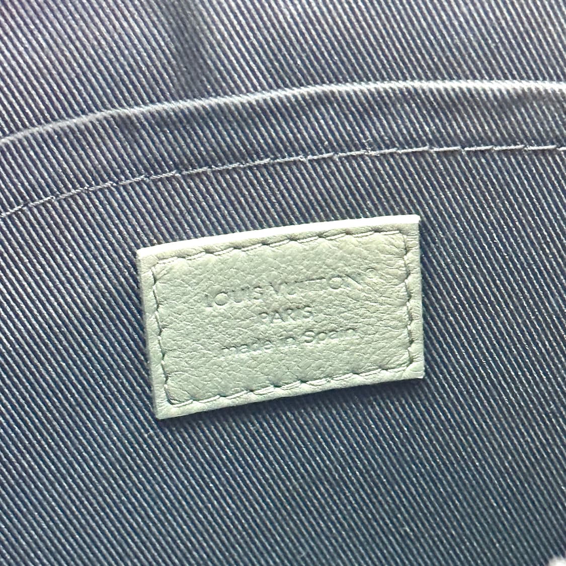 [정품] 25SS 루이비통 포쉐트 투고 쉐도우 클러치백 M12499 상품이미지9