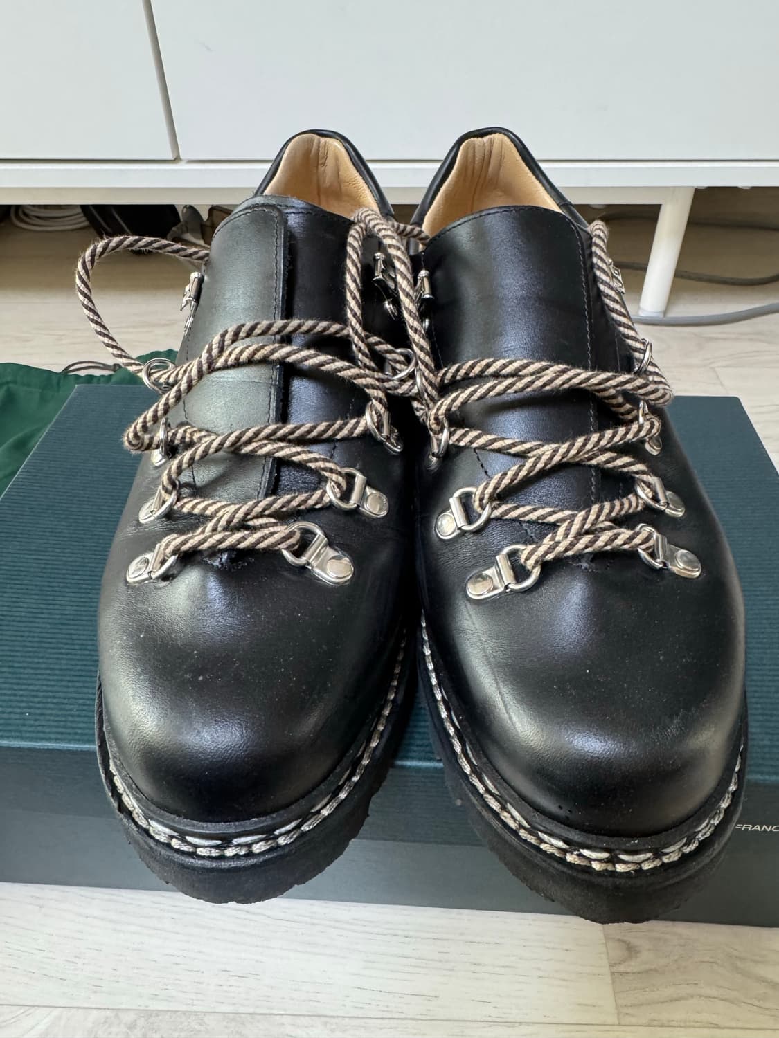 파라부트 클루사즈 블랙 275 상품이미지4