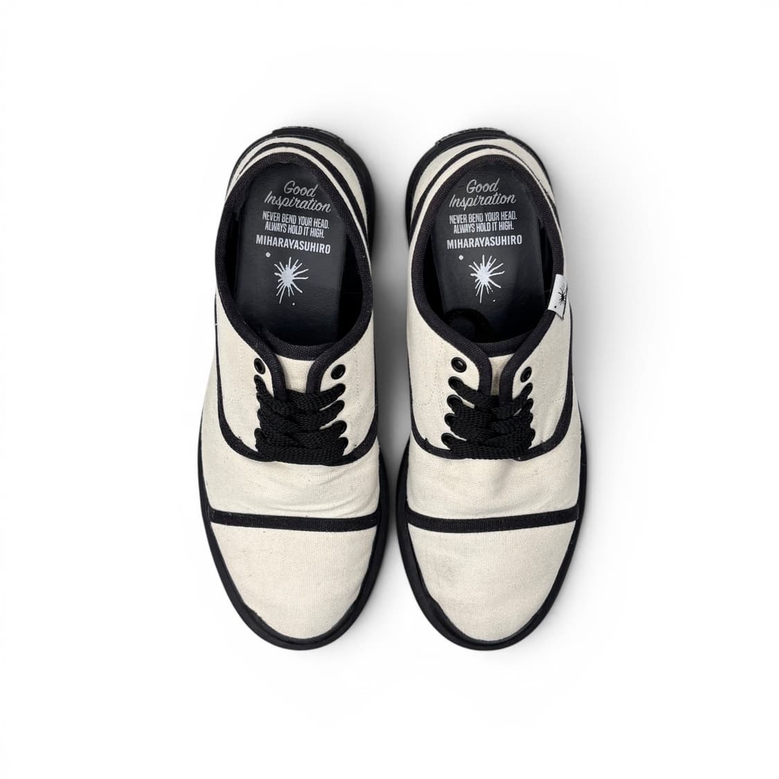 미하라 야스히로 x GU 스니커즈 상품이미지6