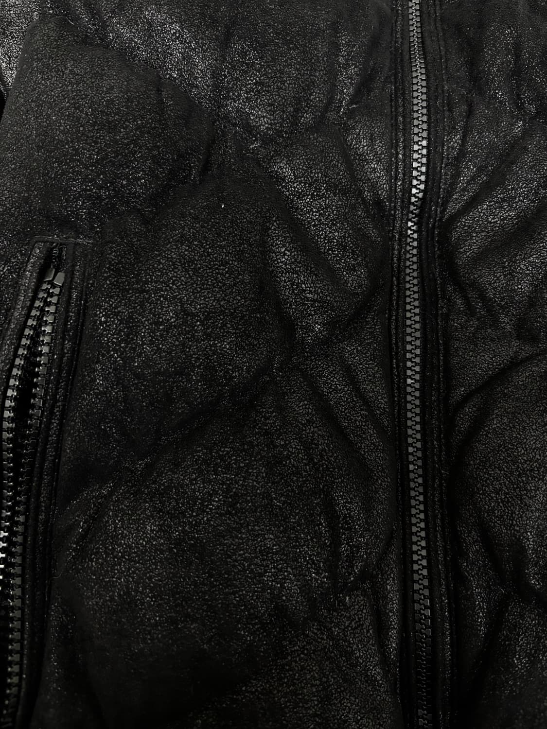 CHIC Mood Black Crack washed Hoodie Down 상품이미지3