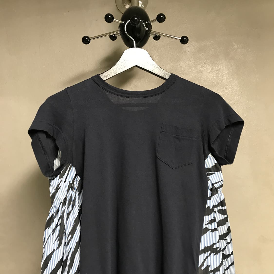 사카이 네이비 반팔 티셔츠 2(W) 상품이미지2