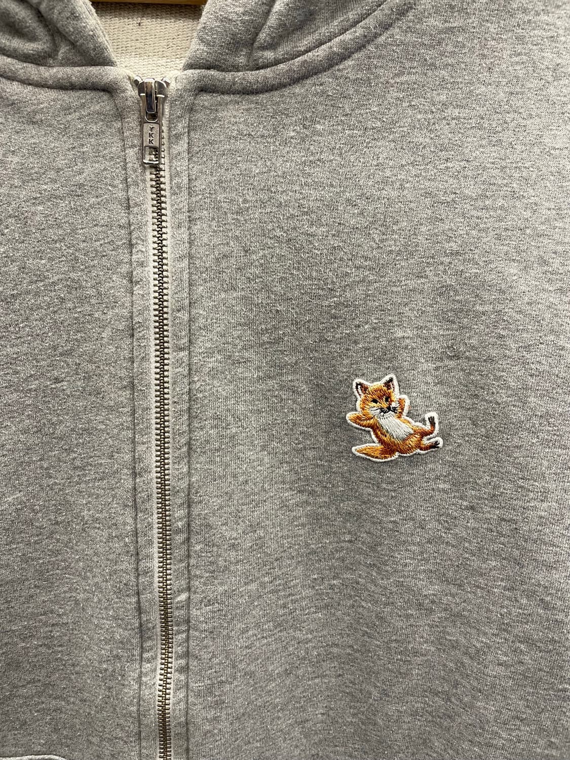 메종키츠네 그레이 폭스 후드집업 상품이미지6