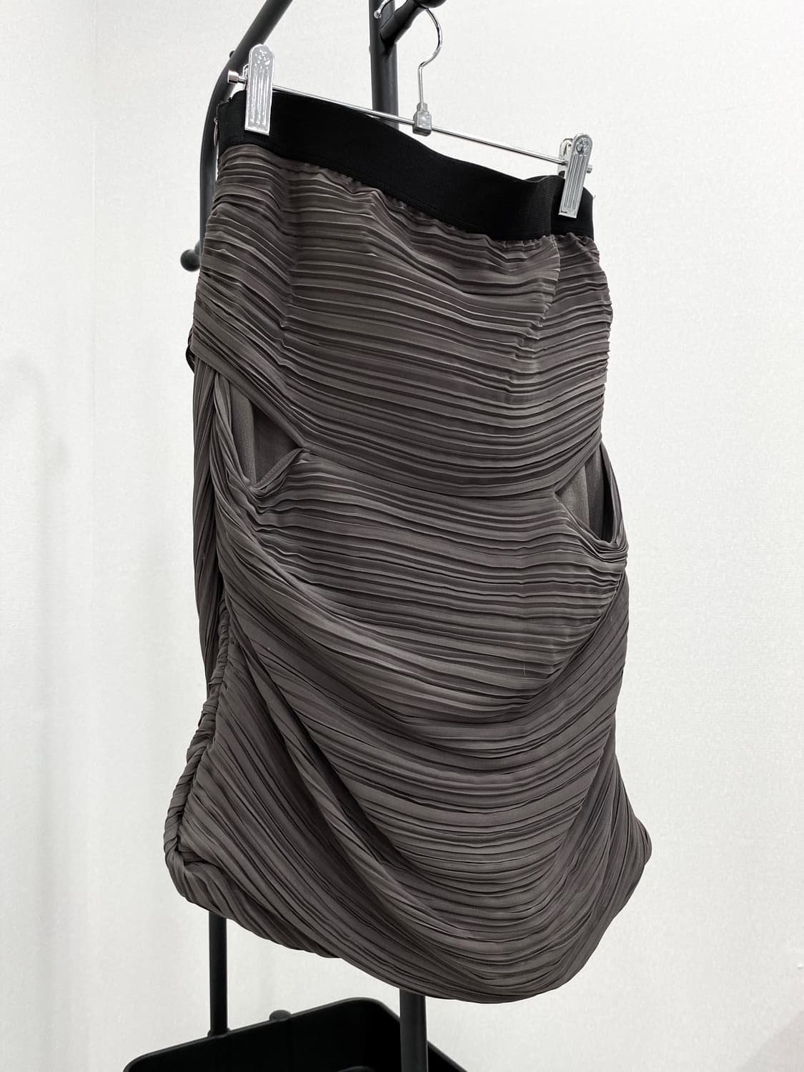 Glossy Pleated Drape Skirt 상품이미지2