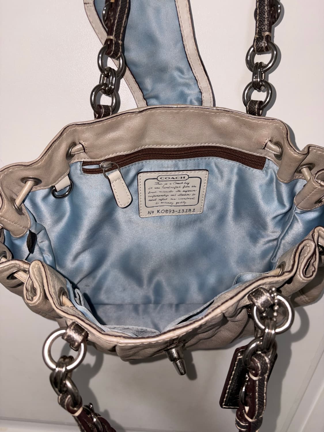 Coach silver glitter hand bag 상품이미지7