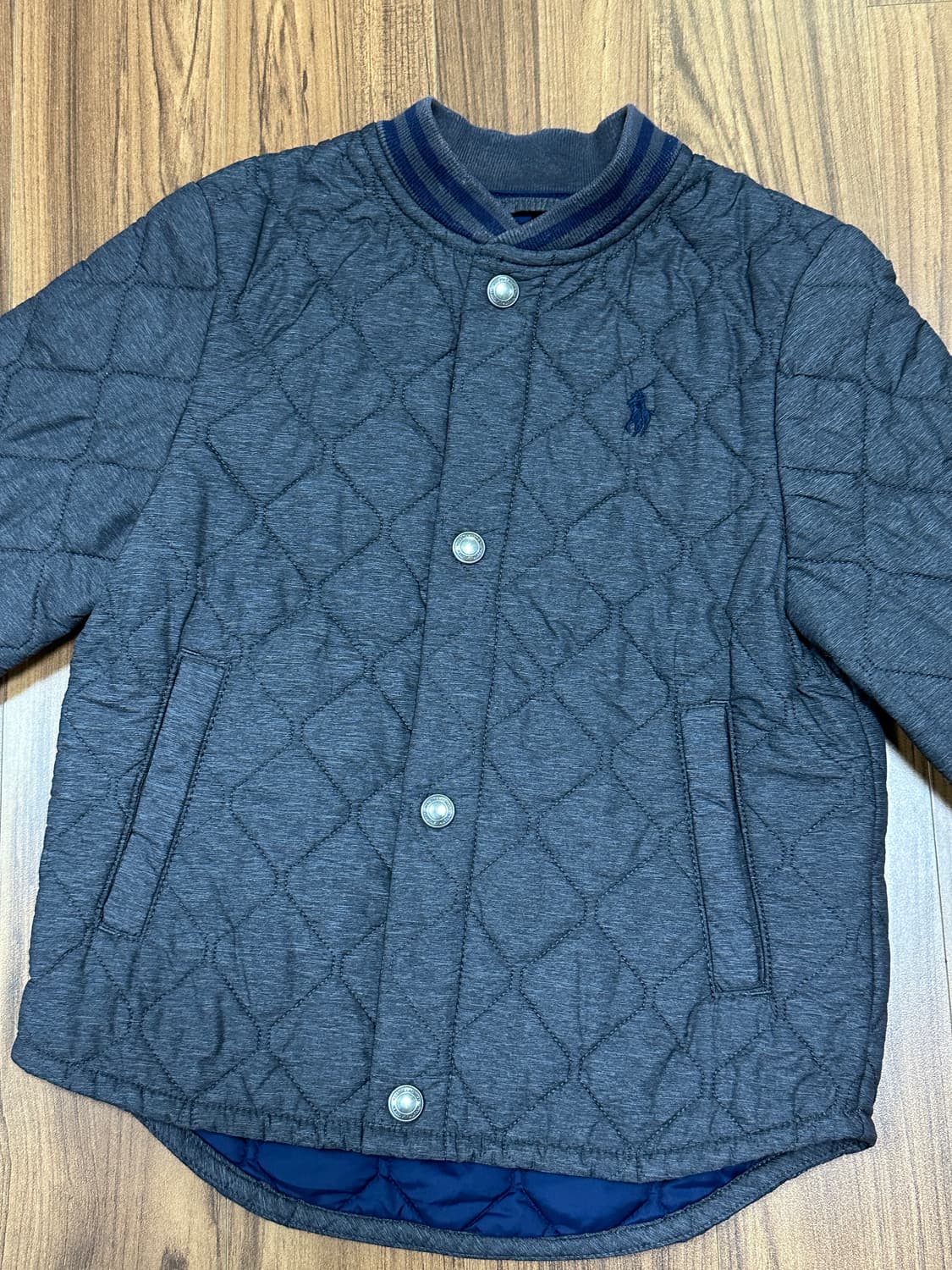 폴로 랄프로렌 키즈 그레이 퀼팅 자켓 4 상품이미지3