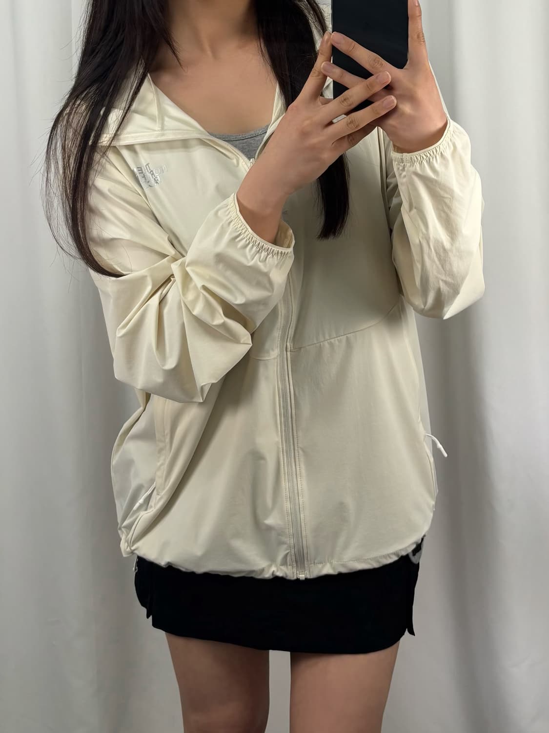 노스페이스 아이보리 바람막이 자켓 상품이미지1