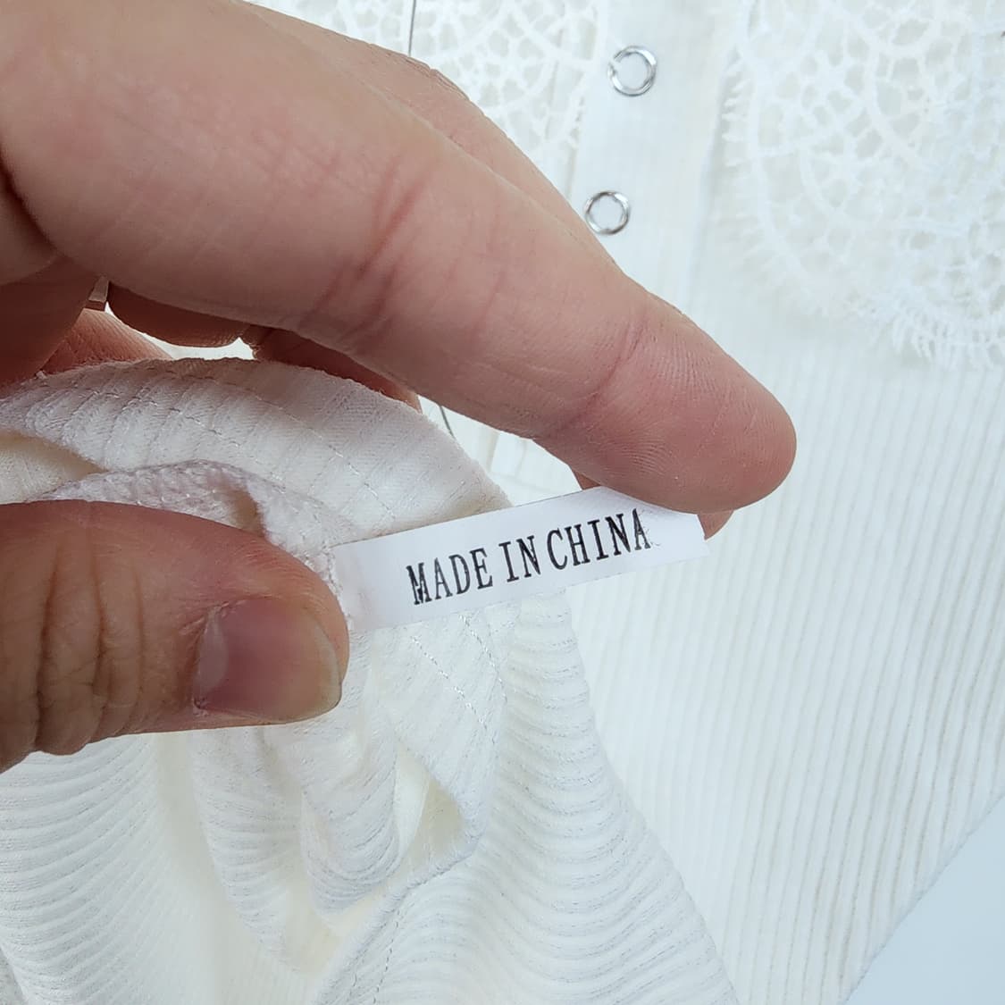 레이스 카라 골지 긴팔 티셔츠 화이트 상품이미지5