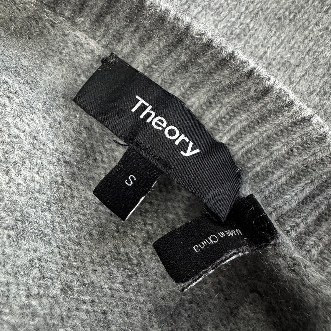 띠어리 크루넥 캐시미어 니트 스웨터 상품이미지2