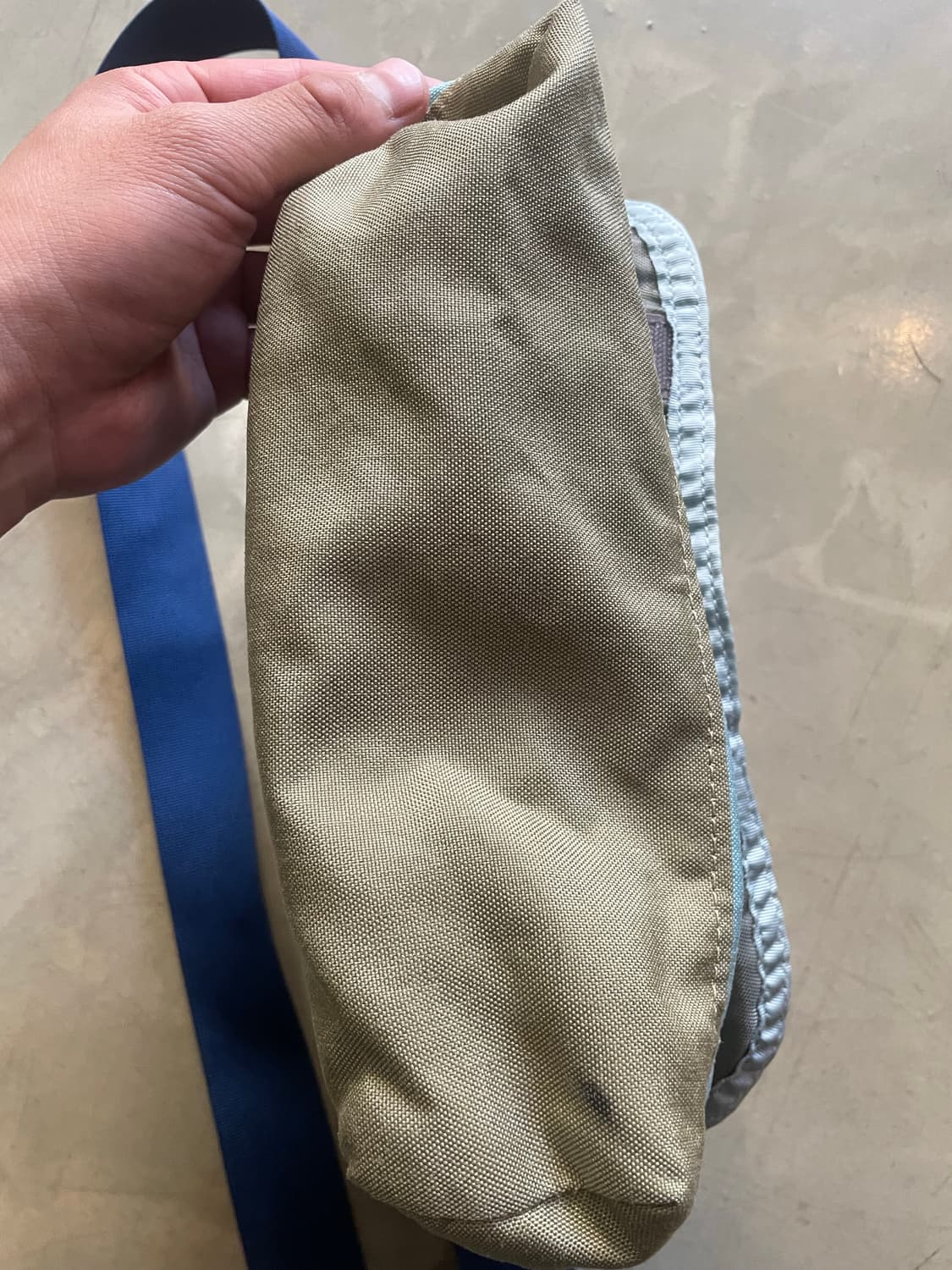 구형 그레고리 크로스백  상품이미지4