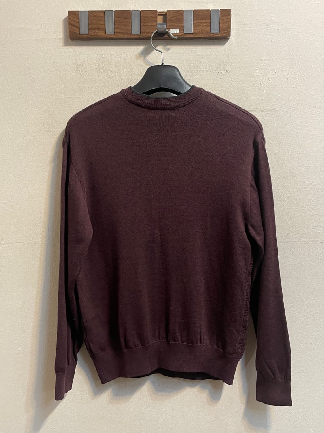 입생로랑 버건디 텍스쳐 니트 상품이미지4