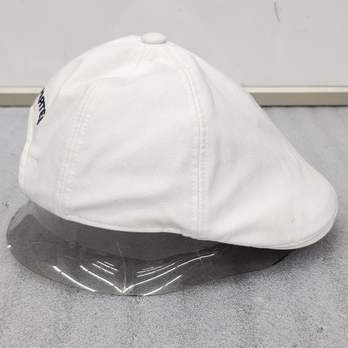 파리게이츠 국내정품 헌팅캡 화이트 56cm 상품이미지5