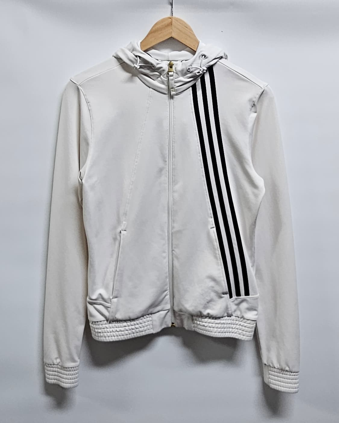 아디다스 여성 화이트 후드져지 100 상품이미지1