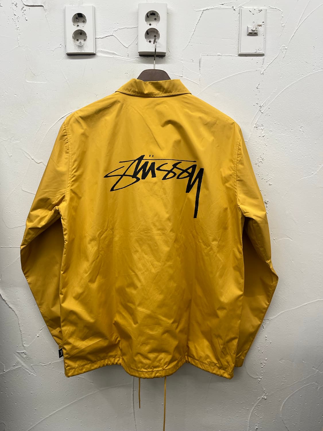 스투시 코치 자켓 머스타드 상품이미지1