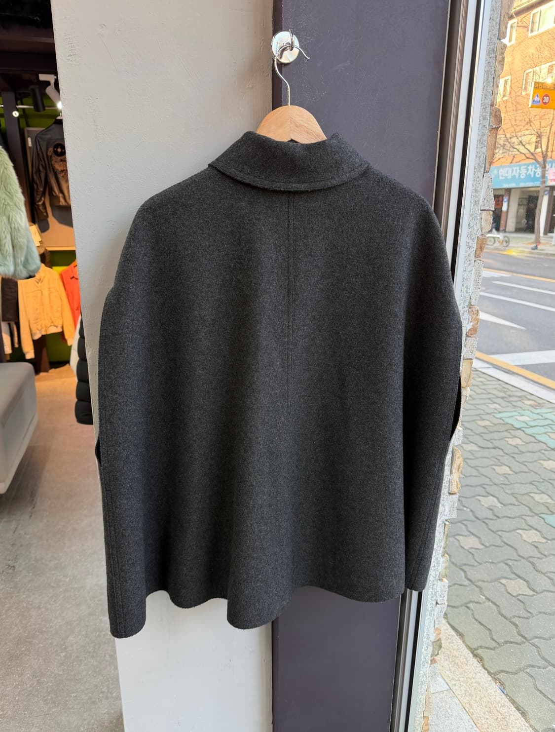 로로피아나 캐시미어 레더 케이프 망토 상품이미지9