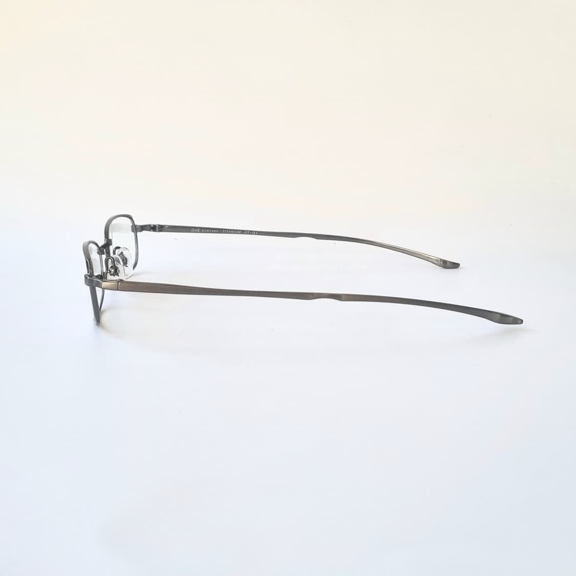 데드스탁 가볍고 튼튼한 O&X 뉴욕 정품 티타늄 안경테  517 상품이미지5