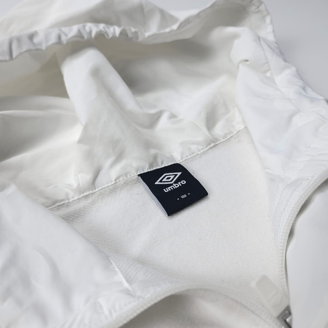 엄브로 스펠아웃 배색 아노락 후드 (100) 상품이미지8