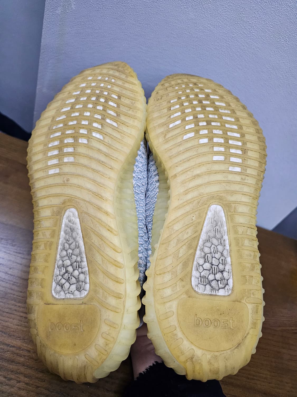 이지부스트 350 클라우드 화이트 상품이미지9