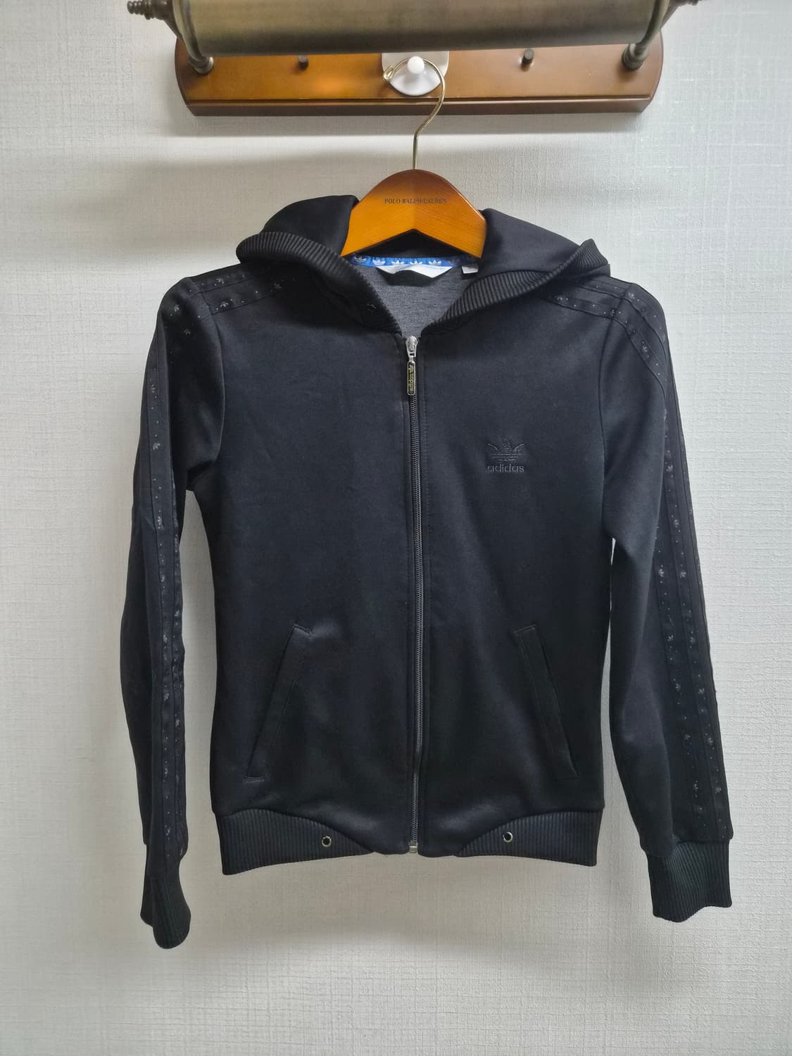 90) 아디다스 플락 크롭 후드져지 팝니다 상품이미지1