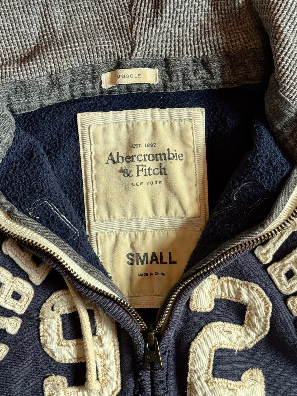 아베크롬비 아플리케 로고 후드집업 상품이미지3