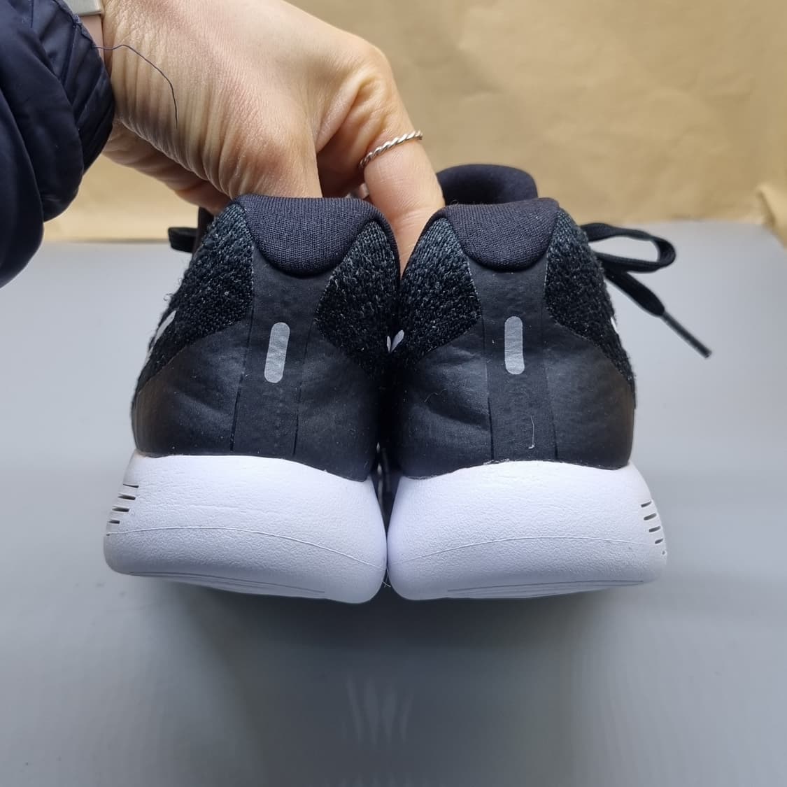 나이키 루나 에픽 플라이니트 여성운동화235  상품이미지4