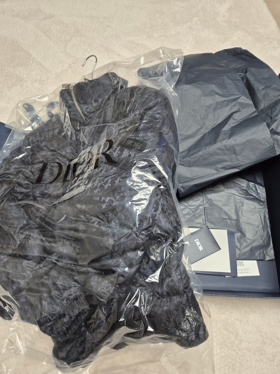 디올 오블리크 푸퍼 다운 자켓 상품이미지3