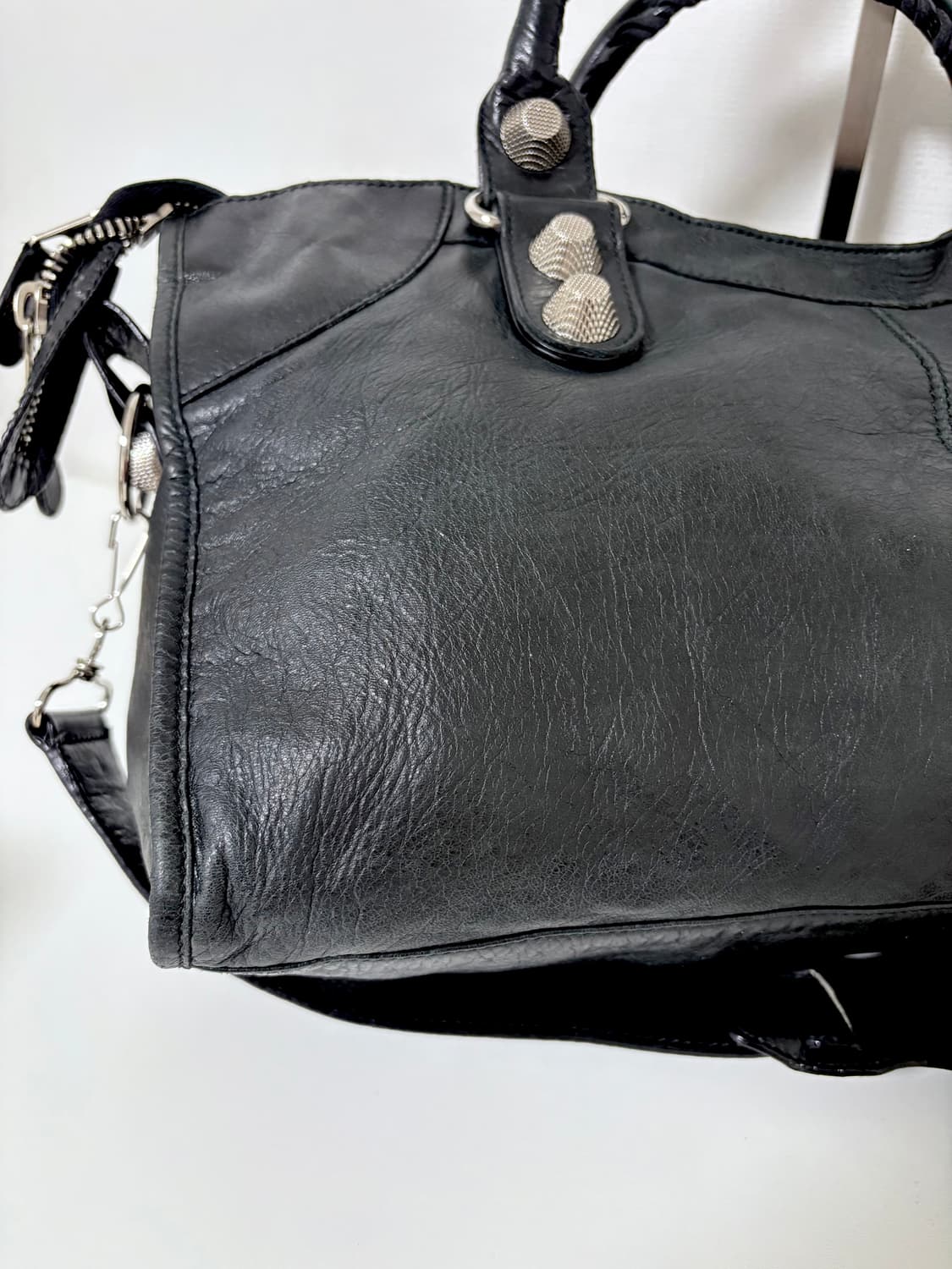 발렌시아가 파트타임 자이언트 모터백 블랙 상품이미지6