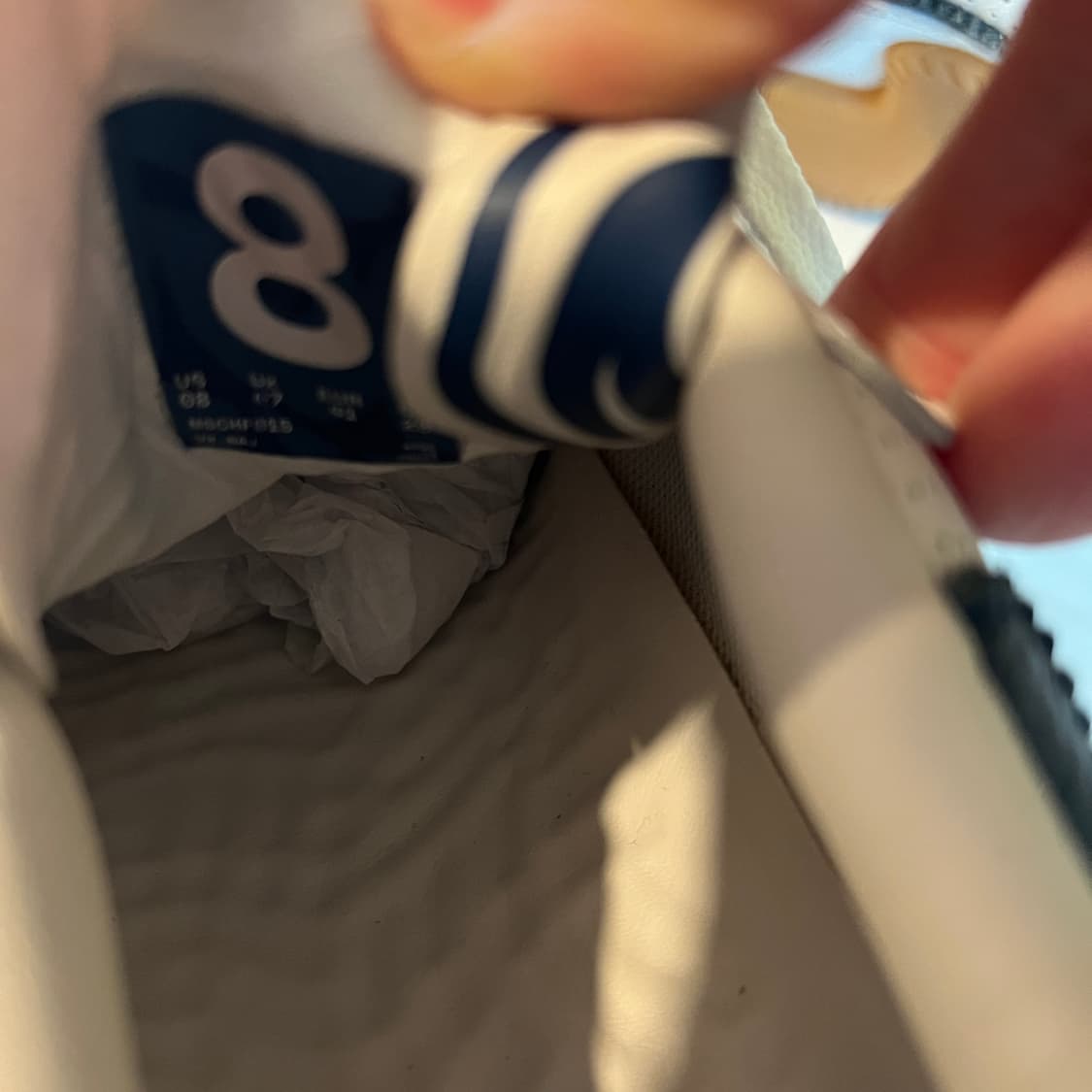 미스치프 V2.wav 화이트 크림 네이비 슈즈 상품이미지7