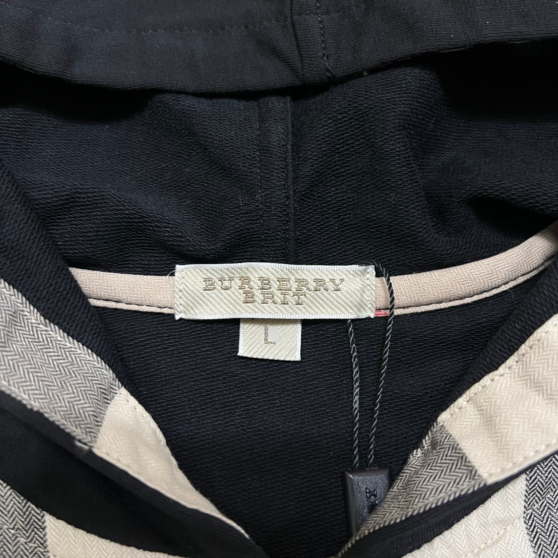 버버리 브릿 여성 노바체크 배색 슬림핏 후드집업 자켓 [블랙] L/100 상품이미지4