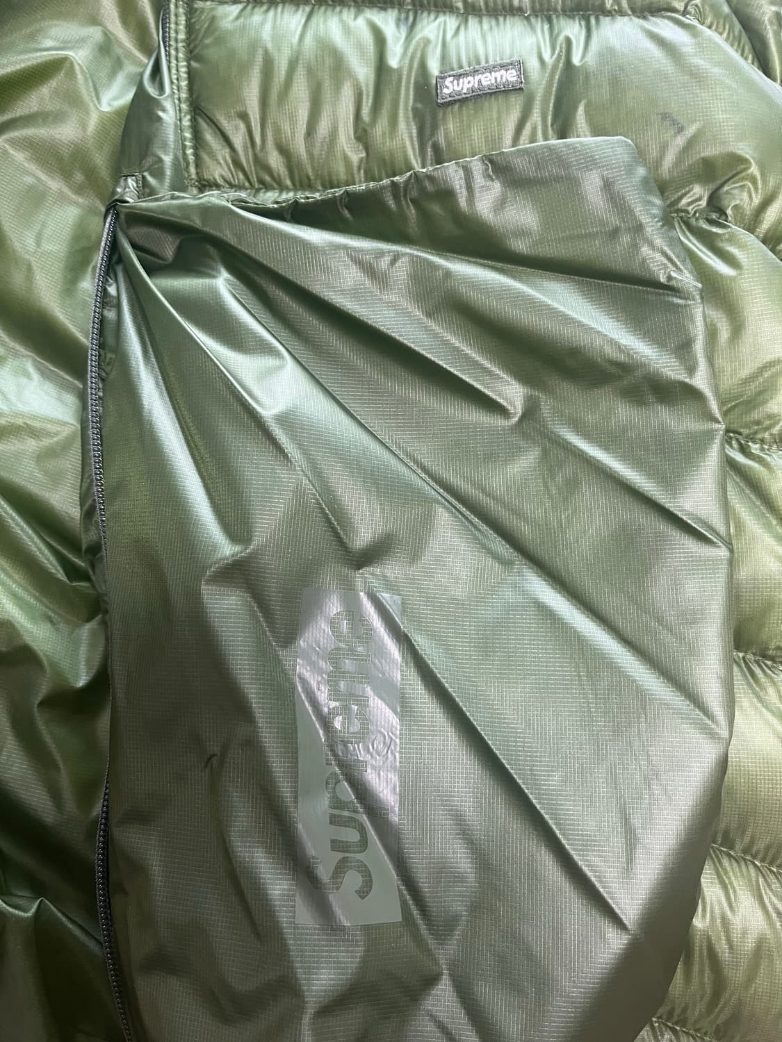 [L] 24 슈프림 마이크로 다운 자켓 올리브 상품이미지9